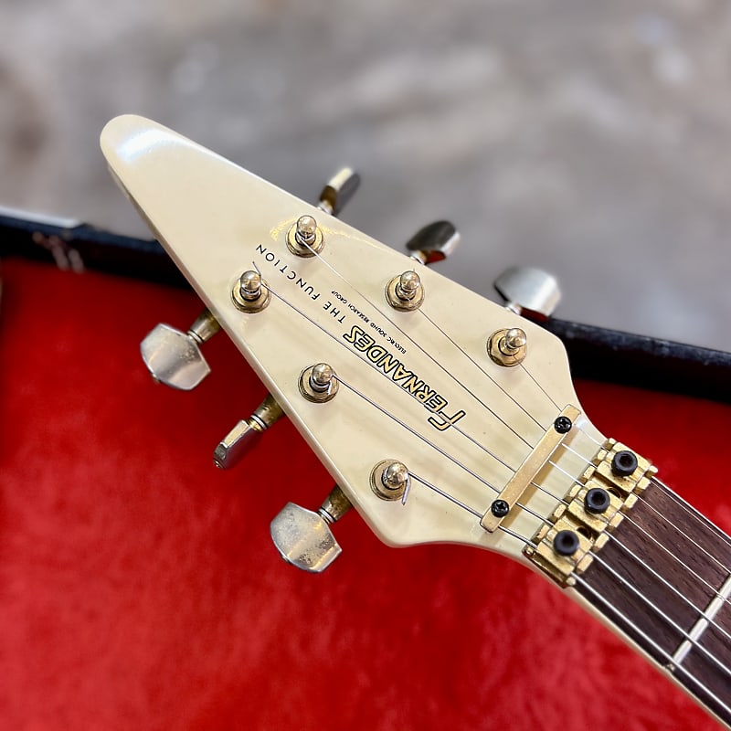 Fernandez The Function Flying V 1984 - Cocaine white