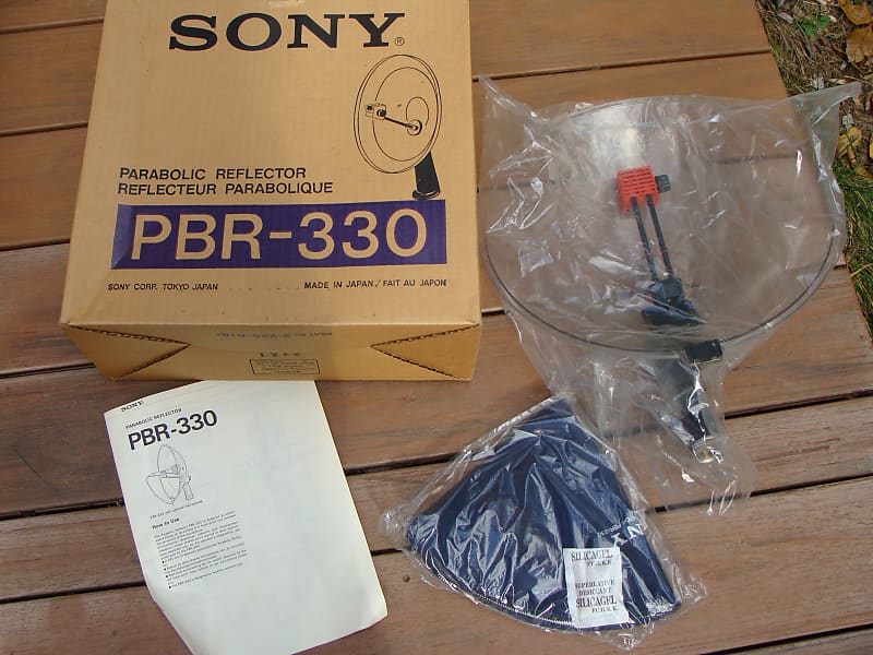 Parabole micro SONY PBR-330 et un micro SONY F-250S, (bo…