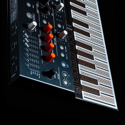 ARTURIA MICROFREAK Synthesizer with Poly-aftertouch Flat Keyboard image 6