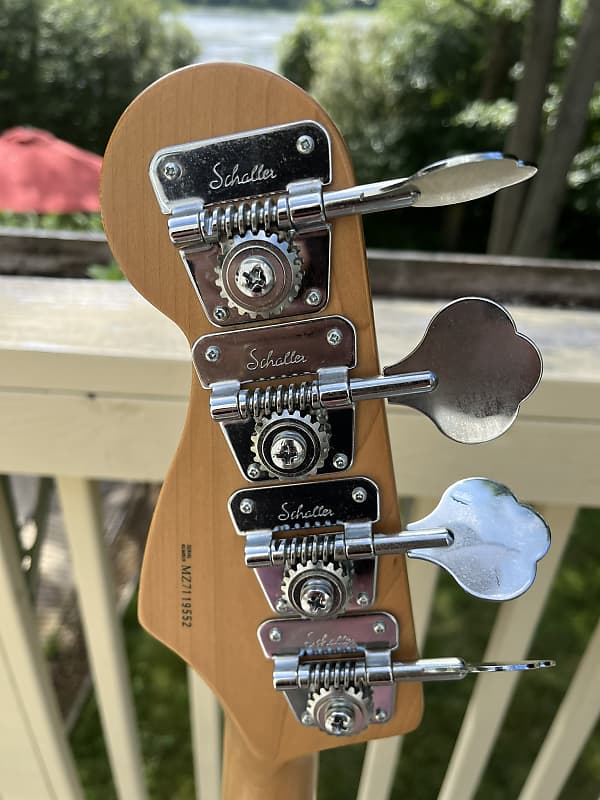 Fender Deluxe Active Precision Bass Special | Reverb