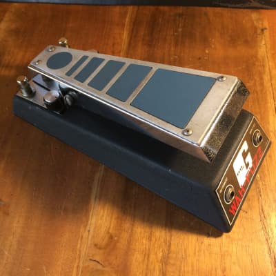 Guyatone Wah-Fuzz FS-5 --Star Trek gas pedal to the | Reverb