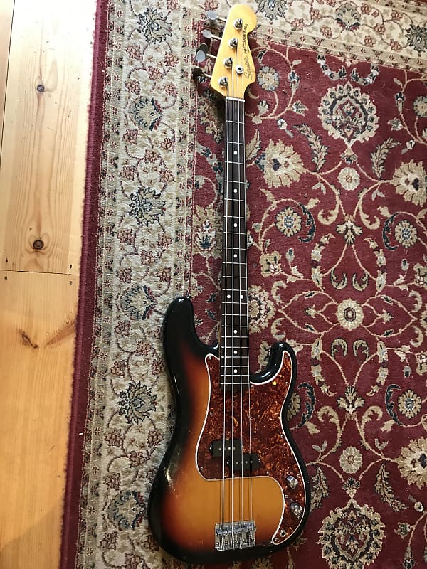 ベース 1982 JV Squier by Fender Precision Bass ベース 1982 JV Squier by Fender Precision Bass IMG-9047_4a7ed236