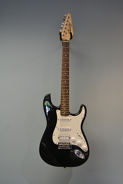 Fender STARCASTER Black White