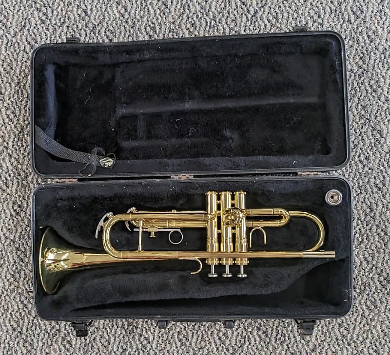 Nice Used King Model 601 USA Trumpet with Case & Mouthpiece