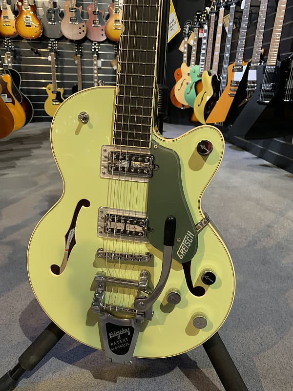 【*ー様 Gretsch G6659T 2 Town Smoke Green Gretsch G6659T Broadkaster Jr. - Two Tone Smoke Green