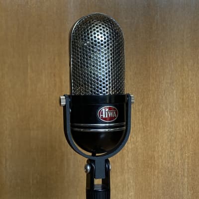 ☆ 1960s ☆ Japanese AIWA Dynamic Microphone M18 ☆ RCA 77 ☆ 1960s ☆ Japanese AIWA Dynamic Microphone M18 ☆ RCA 77