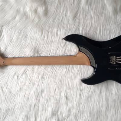 Washburn N-61 Nuno Bettencourt Signature Black w/ Ebony