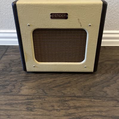 Fender Champion 600 5-Watt 1x6