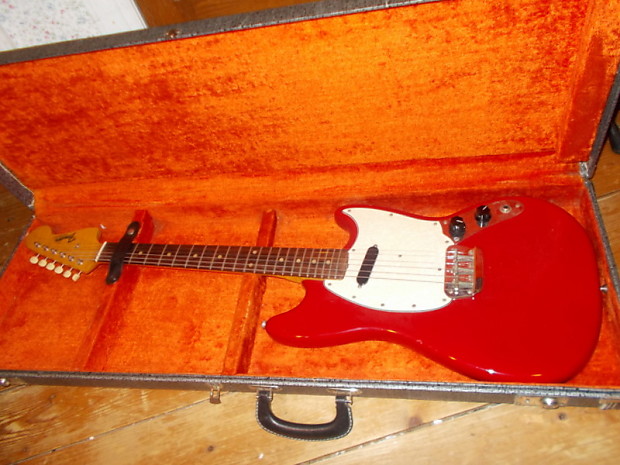 Fender deals musicmaster case