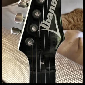 VERY RARE- Ibanez VM1 Vinnie Moore “White” Guitar- Twenty-Five Worldwide image 5
