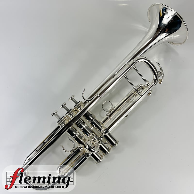 Yamaha store 8335 trumpet