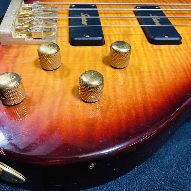Washburn KW-1250 Kip Winger Signature Model Electric Bass