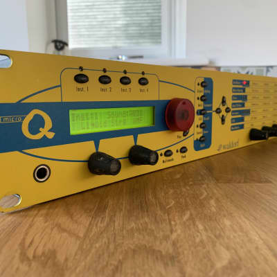 Waldorf Micro Q Analog Modelling Synthesizer with FX & Arpeggiator