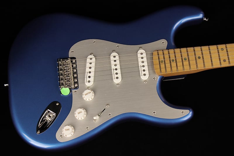 Immagine Fender H.E.R. Stratocaster Limited Edition (#168) - 1