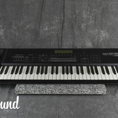 Roland XP-60 Music Workstation Synthesizer in Very Good Condition.