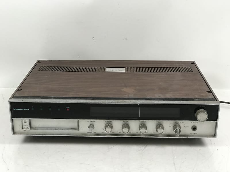 Magnavox 8 Track Player/AM-FM Stereo Receiver | Reverb