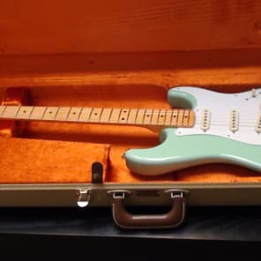 Fender  57 American Vintage Reissue Stratocaster - Maple Neck -  Surf Green image 9