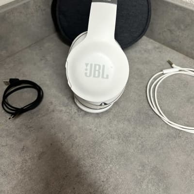 JBL Everest Elite 700 Over ear Wireless ANC Headphones image 2