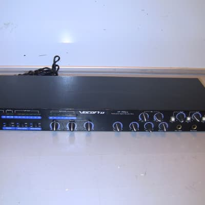 VocoPro Professional 6-Mic Digital Echo Mixer/Parametric Equalizer