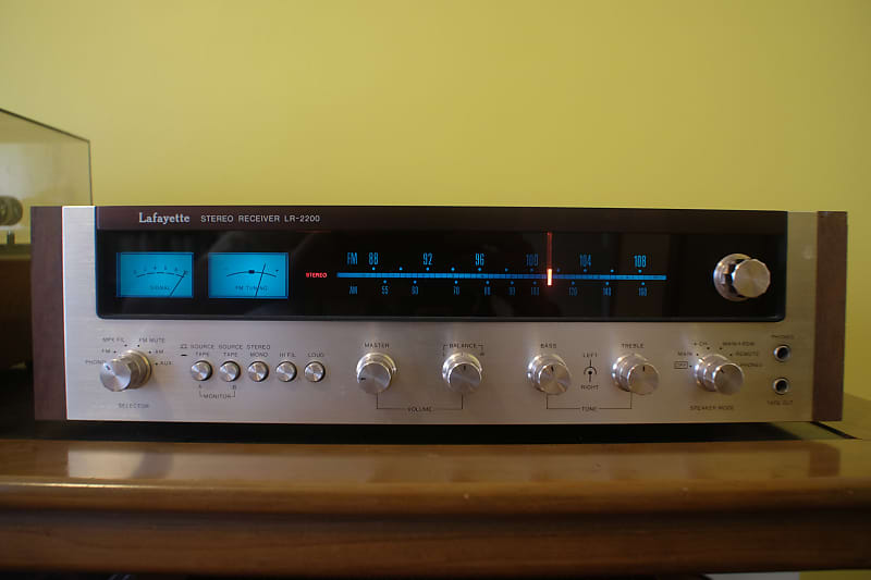Lafayette LR-2200 ステレオレシーバー Lafayette LR-2200 Vintage Stereo Receiver and Amp | A series