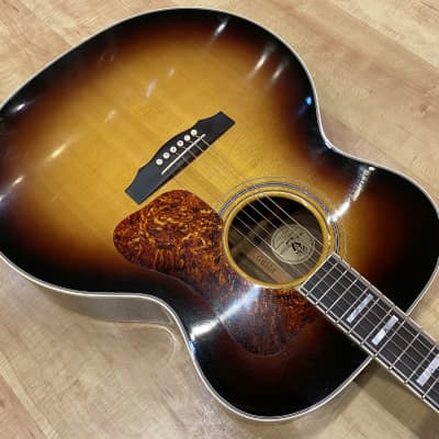 Guild F50-R Jumbo Acoustic Guitar (Tacoma, Washington Factory) - Used 2005 image 9