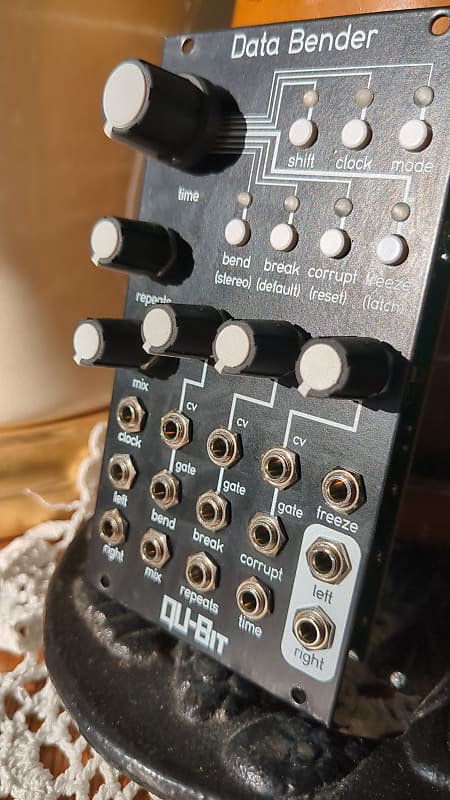Qu-Bit Electronix Data Bender