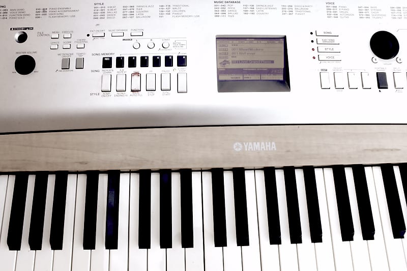 Yamaha DGX 620 2006 - Wood Look Trim | Reverb
