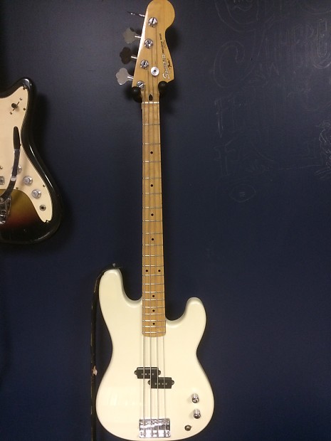 Fender squier outlet ii precision bass