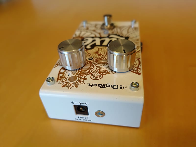 Digitech Luxe Anti-Chorus Compact Polphyonic Detune Pedal