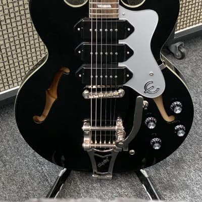 Epiphone Riviera Custom P-93 Royale Black Pearl with Case image 2