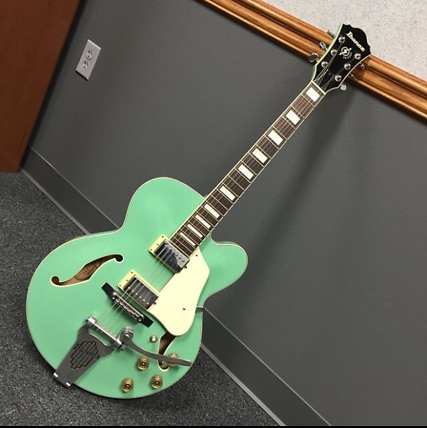 Ibanez hotsell artcore green