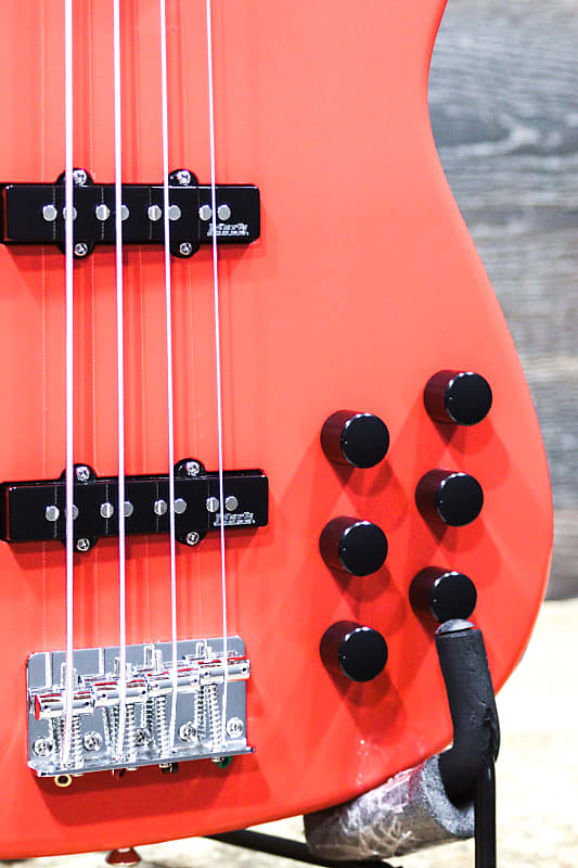 Markbass MB GV 4 GLOXY Fiesta Red 4弦ベース MARKBASS ( マークベース ) MB GV 4 Gloxy Fiesta Red CR MP
