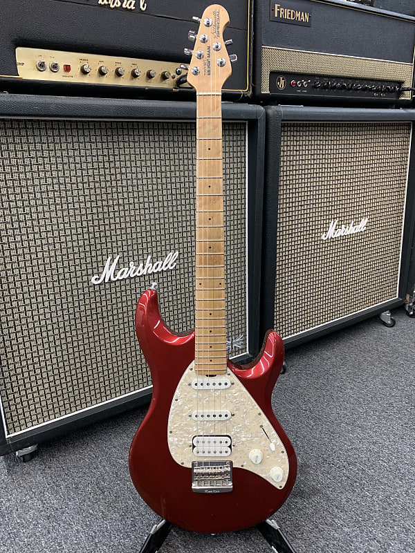 Music Man Silhouette 1997 Candy Red Ernie Ball | Reverb Music Man Silhouette 1997 Candy Red Ernie Ball | Reverb