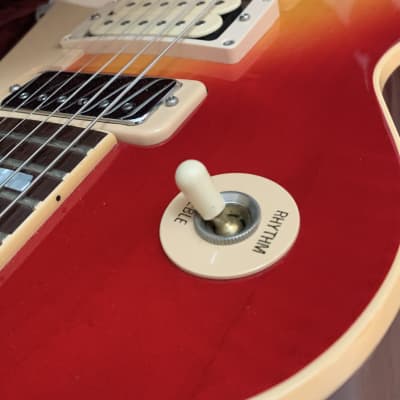 Gibson Custom Shop Pete Townshend Signature #9 '76 Les Paul Deluxe 2005 - Heritage Cherry Sunburst image 8