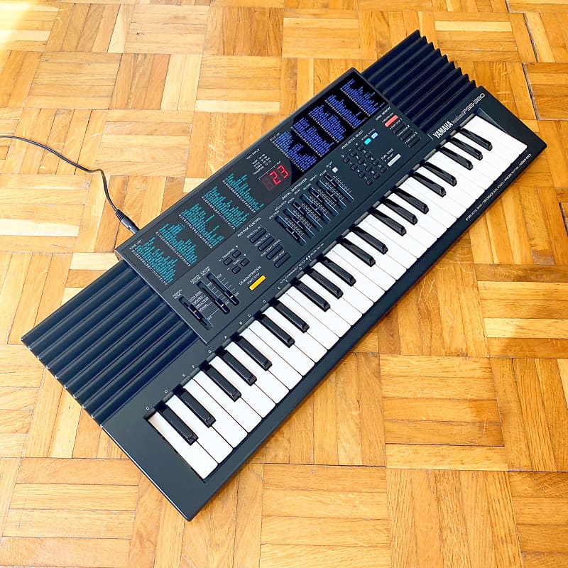 Yamaha PSS-380 PortaSound (Japan, 1989) – Vintage Super Cool