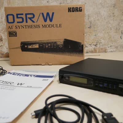 Korg • 05R/W (1993) COMPLETE IN BOX