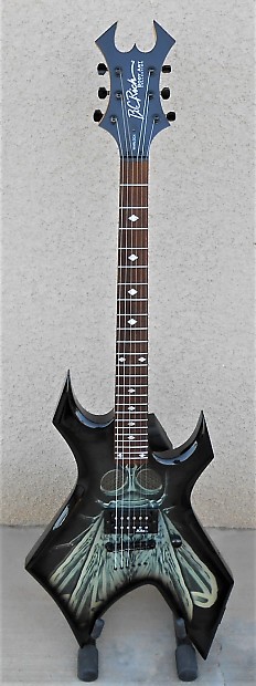 B.C. Rich Warlock 2004 Gloss Black with 