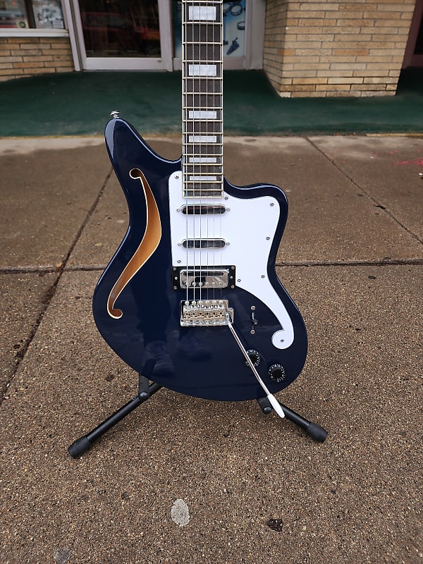 D'Angelico Premier Series Bedford Semi Hollow with Tremolo 2021 - Navy Blue image 1