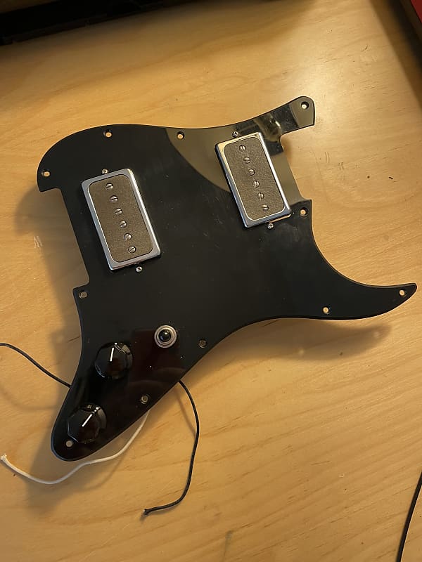 Prewired pickguard with Lollar p-90’s image 1