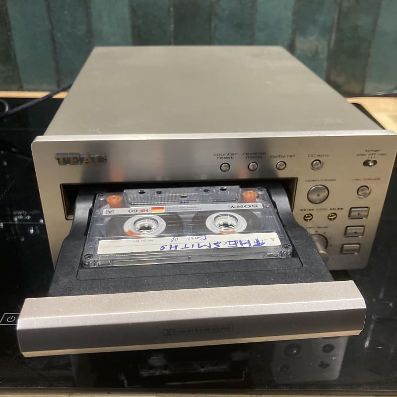 TEAC R-h300 Cassette recorder