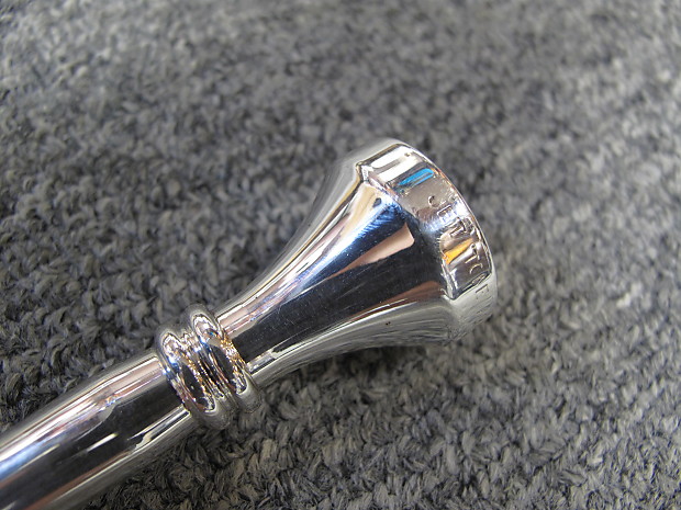 JET TONE AL HIRT MODEL M　トランペットマウスピース Jet Tone Al Hirt Model M Trumpet Mouthpiece (Dick Akright) Late