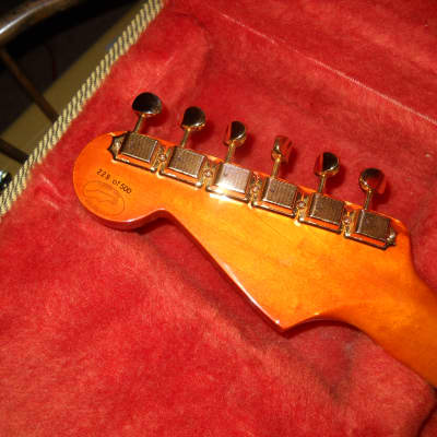 Fender Homer Haynes HLE Stratocaster 1989 gold image 6
