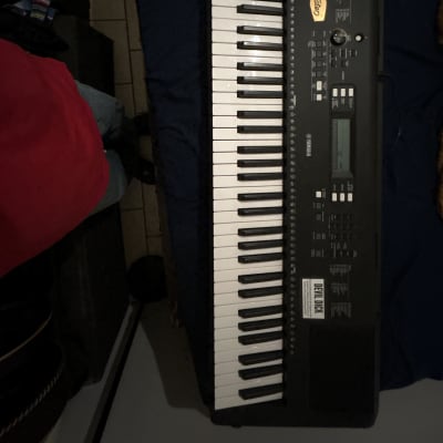 Yamaha PSR-EW310 76-Key Portable Keyboard 2020 - Present - Black