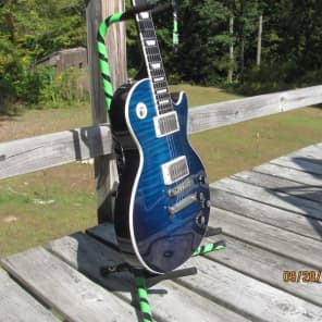 2004 Gibson Les Paul Standard Limited Edition; Manhattan Midnight Blue flame image 5