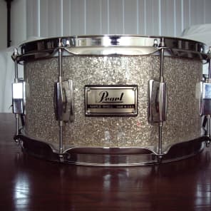 Pearl 13x6 maple snare drum image 1