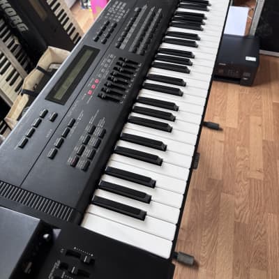 Roland JV1000 expanded with Srjv 80-07 and gotek