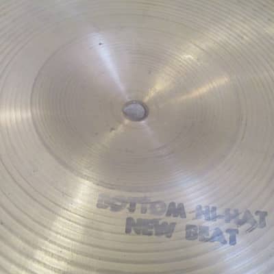 Zildjian Avedis 14 Inch New Beat Hi Hat Bottom Cymbal, 1338 Grams - Clean! image 6