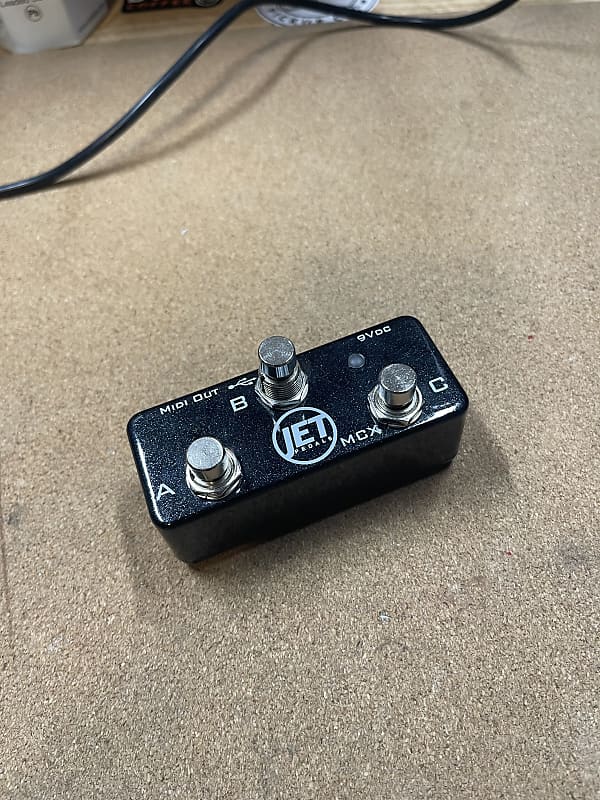 Jet Pedals MCX 2022 Black Midi Reverb