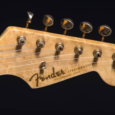Fender Fender Custom Shop Ltd. Ed. Custom '62 Stratocaster 34of 100 1992 - Red  Flame image 8