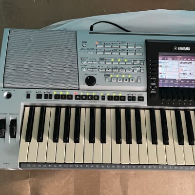 Yamaha PSR-3000 ジャンク Yamaha PSR-3000 61-Key Arranger Workstation 2000s - Gray